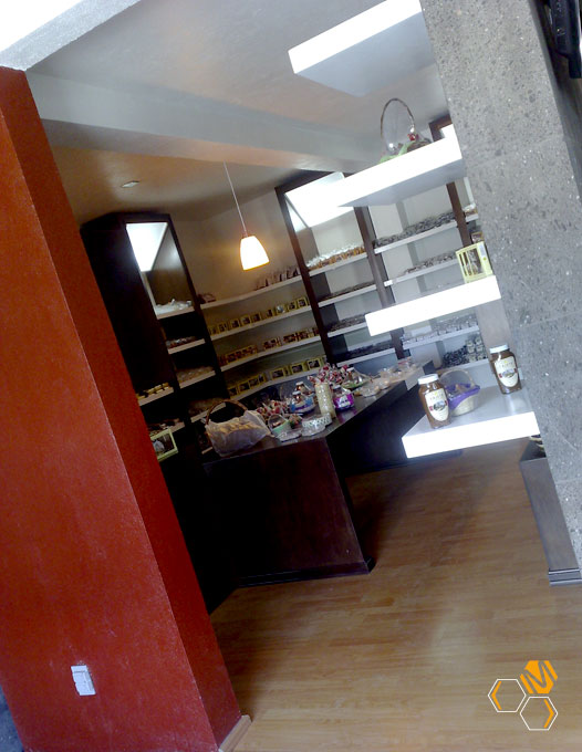 images/proyectos/COMERCIAL/024 DULCES BERNAL/interiores/dulces-bernal-3-comercial-arquitectos-en-queretaro-mem-arquitectos-construccion.jpg
